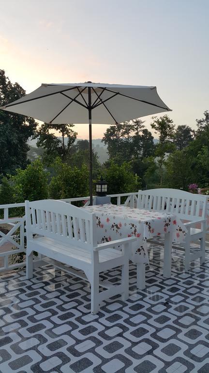 Villa Farm Terrace à Kaengsopha Extérieur photo